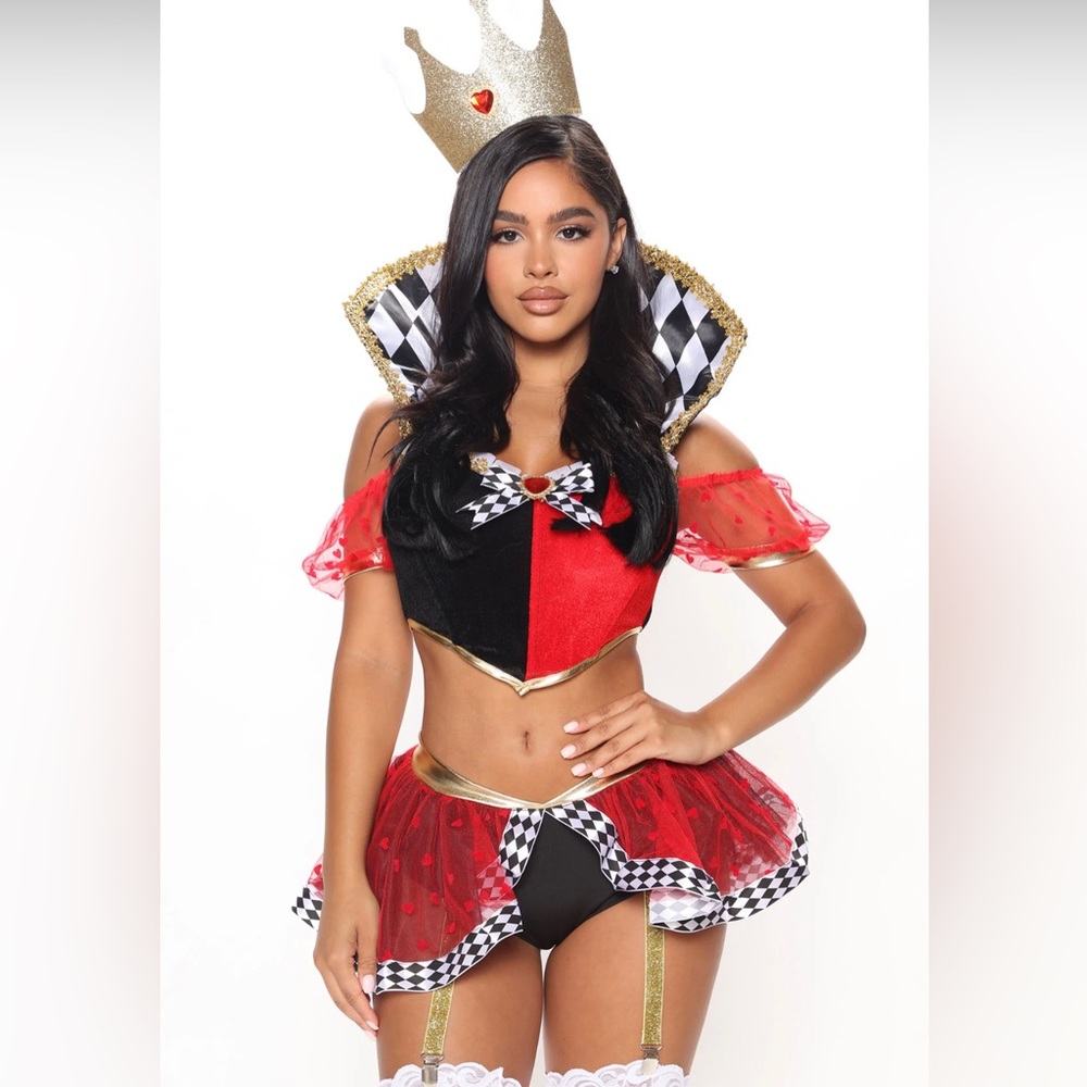 NWT QUEEN OF HEARTS HALLOWEEN COSTUME